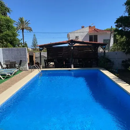 Casa Blanca Villa *