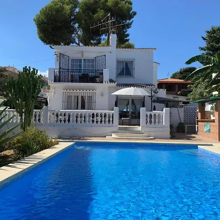 Casa Blanca Villa *