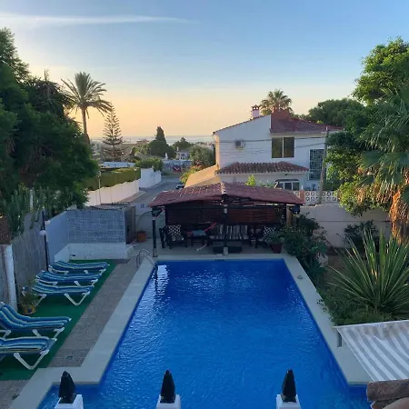 מלון Casa Blanca *