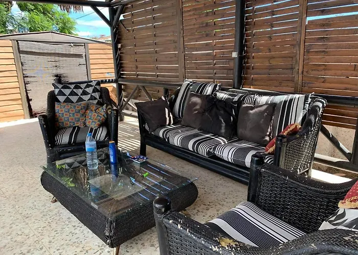 מלון Casa Blanca