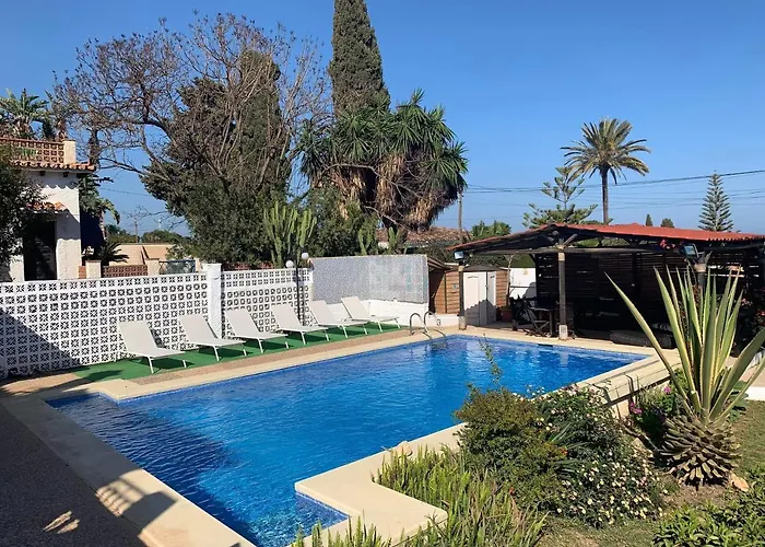 Casa Blanca מלון טורמולינוס