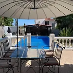 Casa Blanca Hotel *