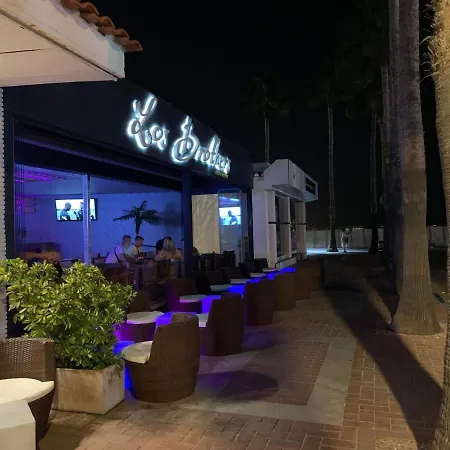 Casa Blanca *